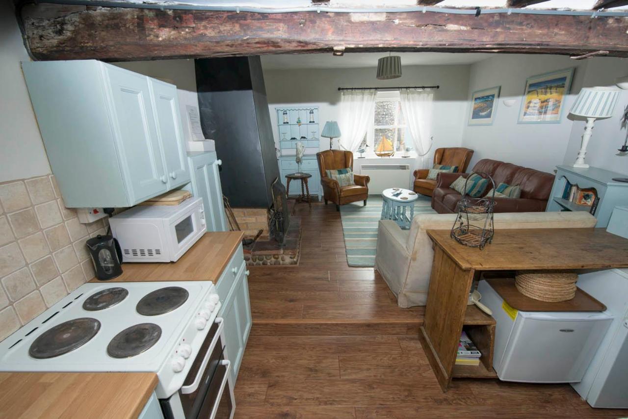 Buttercup Cottage Холт Екстериор снимка